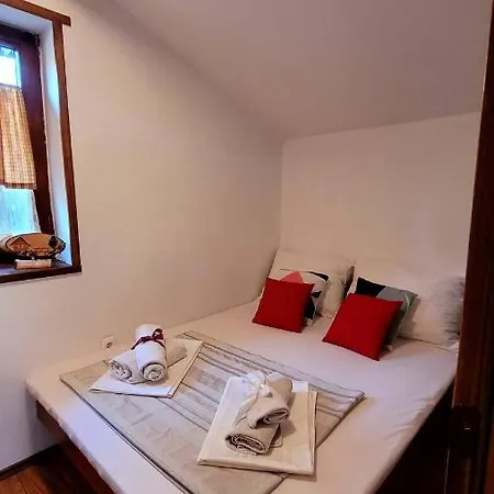 シャレー Vikendica Klara